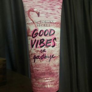 Bath and body works good vibes or goodbye